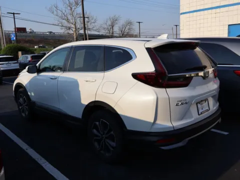 More photos of 2021 Honda CR-V EX-L at Jay Wolfe Honda, MO