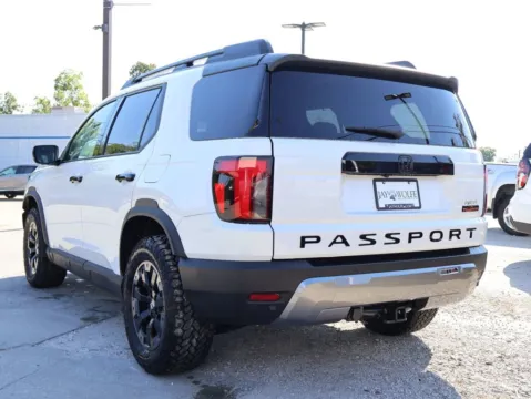 More photos of 2026 Honda Passport TrailSport Elite at Jay Wolfe Honda, MO