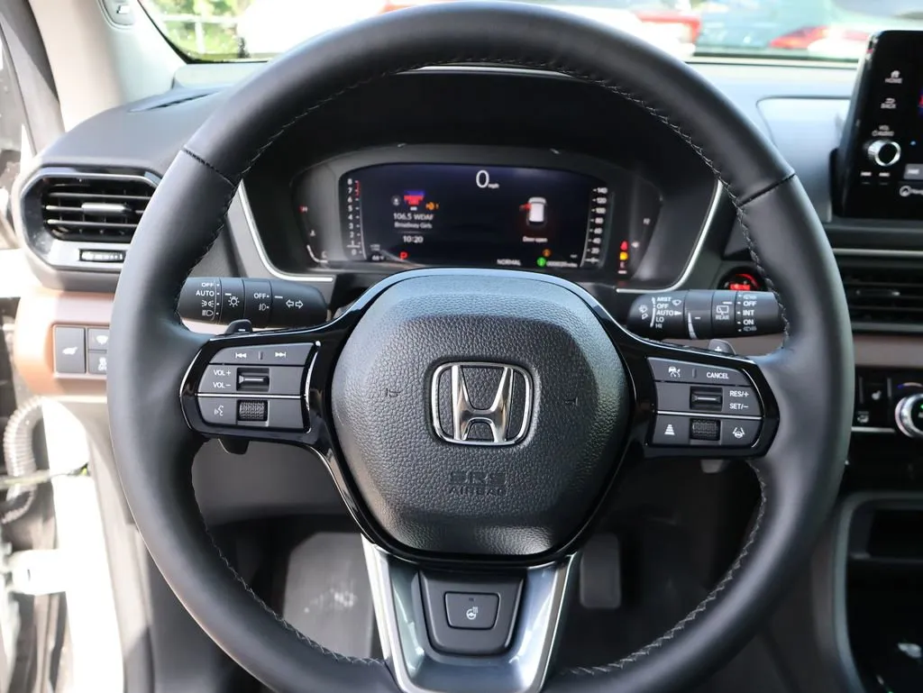 2025 Honda Pilot Elite - Photo 31