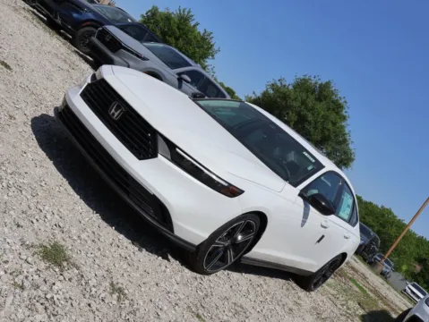Another view of 2026 Honda Accord Sedan SE for sale in Kansas City, MO at Jay Wolfe Honda