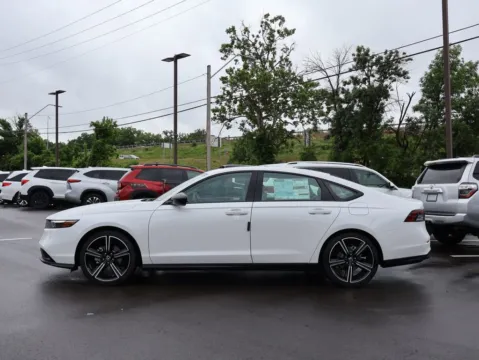 More photos of 2026 Honda Accord Sedan SE at Jay Wolfe Honda, MO