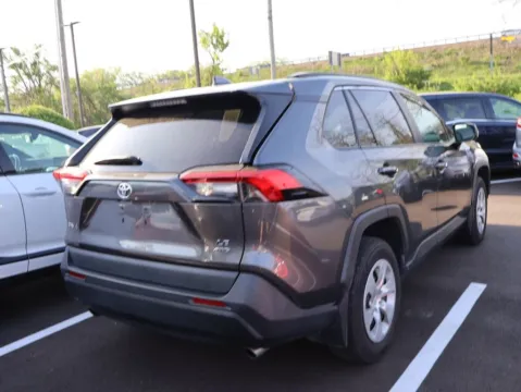 More photos of 2021 Toyota RAV4 LE at Jay Wolfe Honda, MO