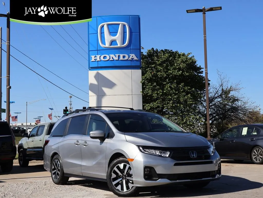 Silver 2026 Honda Odyssey EX-L for sale in Kansas City, MO