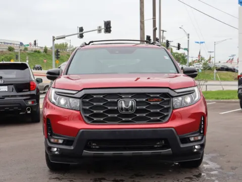 Photos of 2022 Honda Passport TrailSport for sale in Kansas City, MO at Jay Wolfe Honda