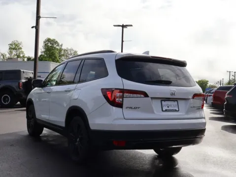 More photos of 2021 Honda Pilot Black Edition at Jay Wolfe Honda, MO