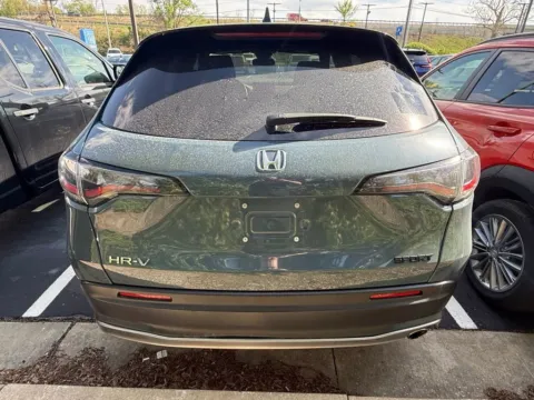 More photos of 2023 Honda HR-V Sport at Jay Wolfe Honda, MO