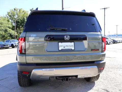 More photos of 2026 Honda Passport TrailSport Elite at Jay Wolfe Honda, MO