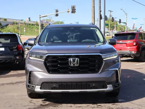 Photos of 2025 Honda Pilot Elite for sale in Kansas City, MO at Jay Wolfe Honda