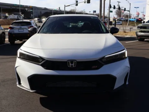 More photos of 2026 Honda Civic Si at Jay Wolfe Honda, MO