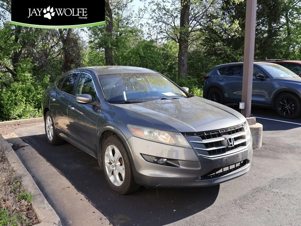 Gray 2010 Honda Accord Crosstour EX-L for sale in Kansas City, MO