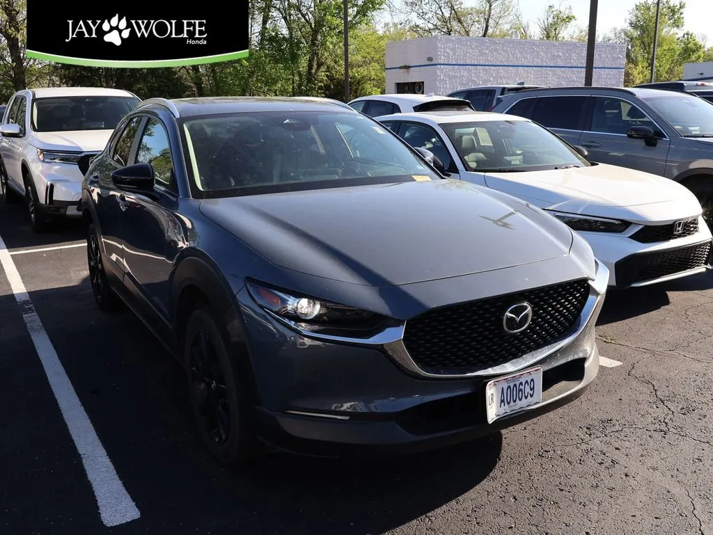 Used 2025 Mazda CX-30 Carbon Edition with VIN 3MVDMBCM6SM814460 for sale in Kansas City