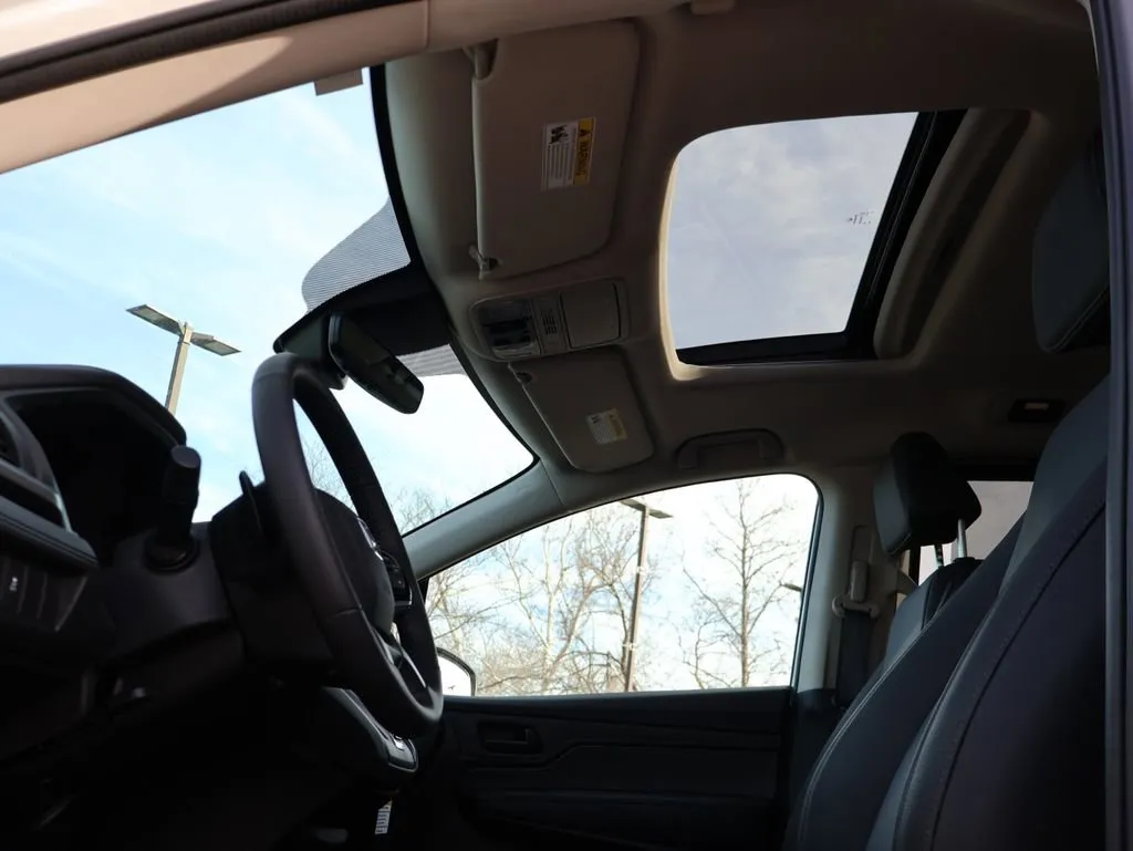 2026 Honda Odyssey EX-L - Photo 24