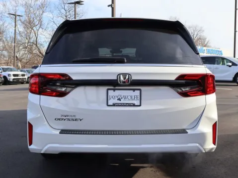 More photos of 2026 Honda Odyssey EX-L at Jay Wolfe Honda, MO