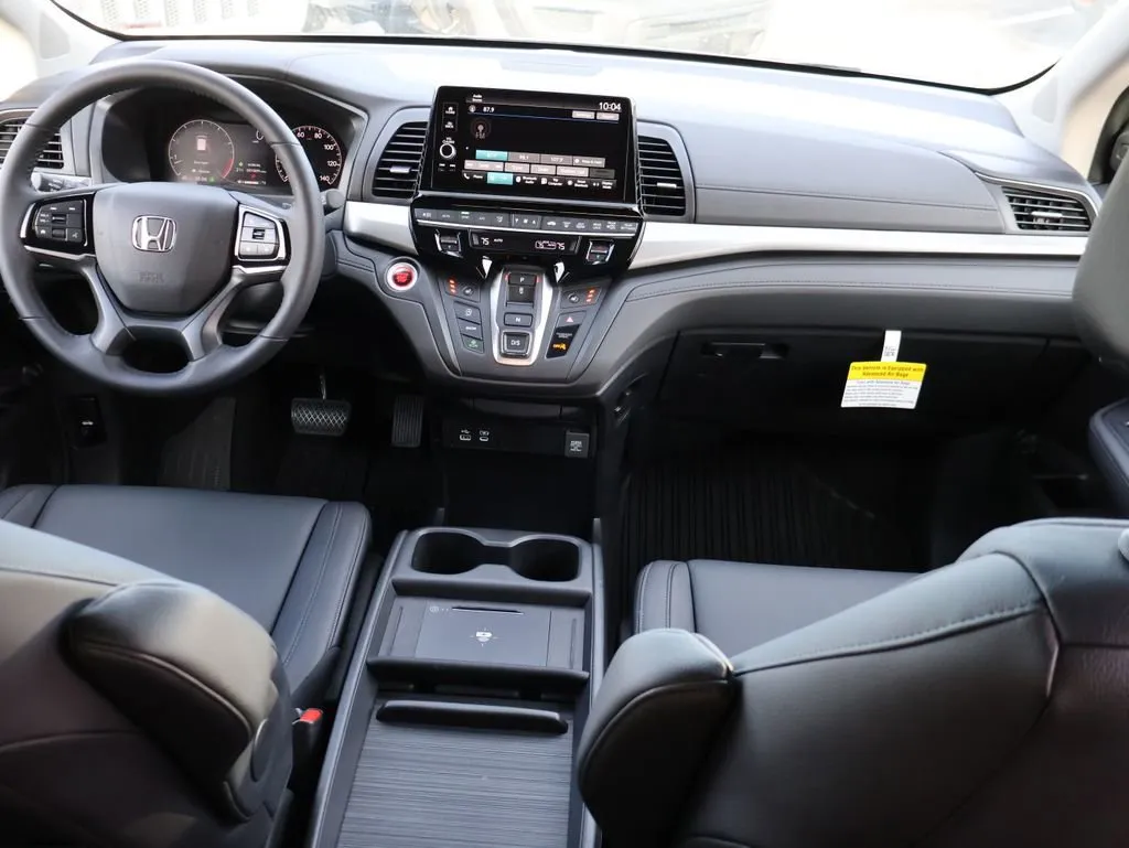 2026 Honda Odyssey EX-L - Photo 10