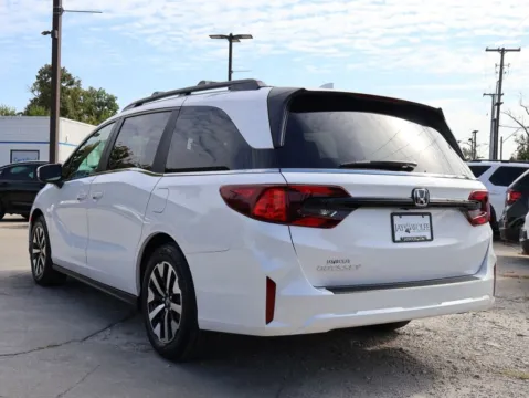 More photos of 2026 Honda Odyssey EX-L at Jay Wolfe Honda, MO