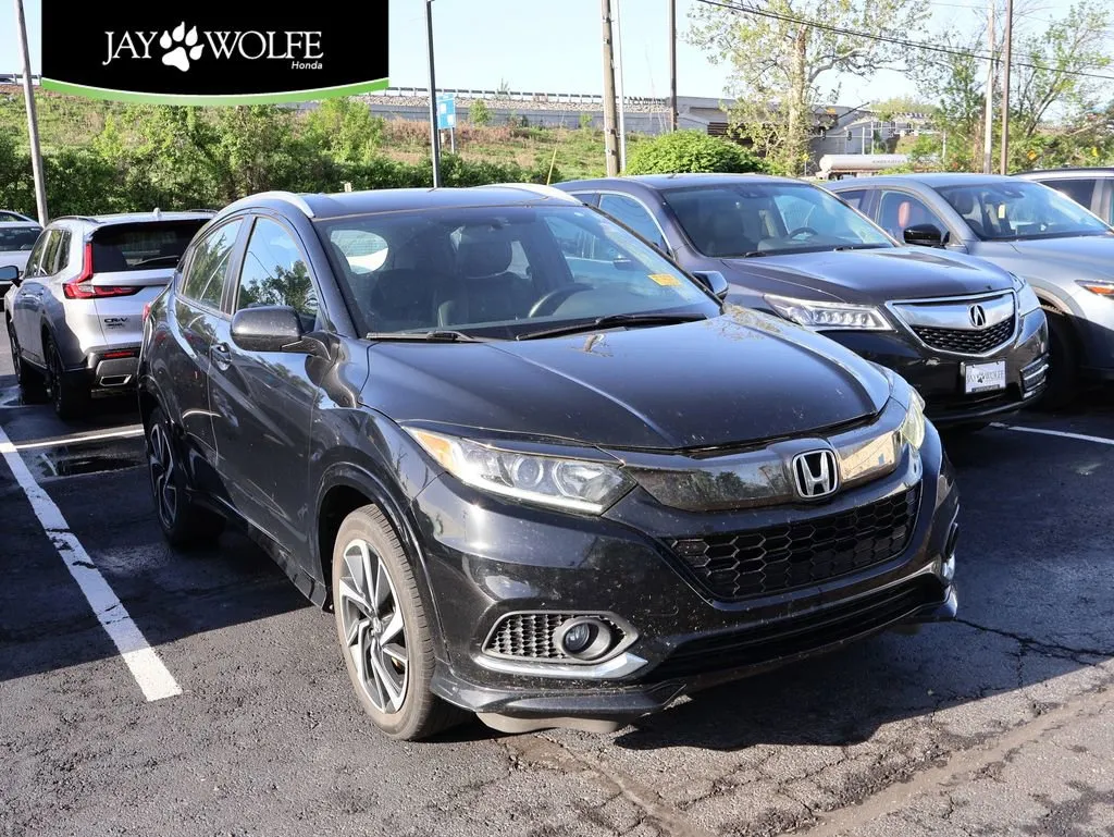 Used 2019 Honda HR-V Sport with VIN 3CZRU6H17KG718200 for sale in Kansas City