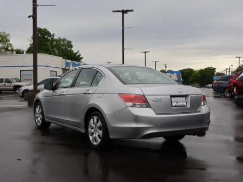 More photos of 2009 Honda Accord Sdn EX-L at Jay Wolfe Honda, MO