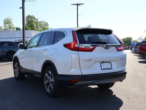 More photos of 2017 Honda CR-V EX-L at Jay Wolfe Honda, MO
