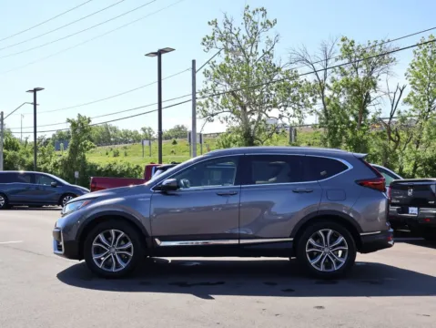 More photos of 2021 Honda CR-V Hybrid Touring at Jay Wolfe Honda, MO