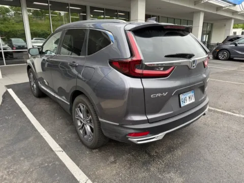 More photos of 2021 Honda CR-V Hybrid Touring at Jay Wolfe Honda, MO