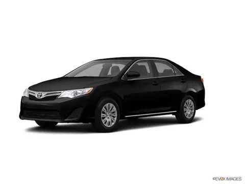 Black 2013 Toyota Camry SE for sale in Kansas City, MO