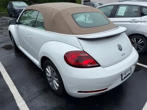 More photos of 2019 Volkswagen Beetle Convertible S at Jay Wolfe Honda, MO
