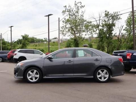 More photos of 2013 Toyota Camry SE at Jay Wolfe Honda, MO