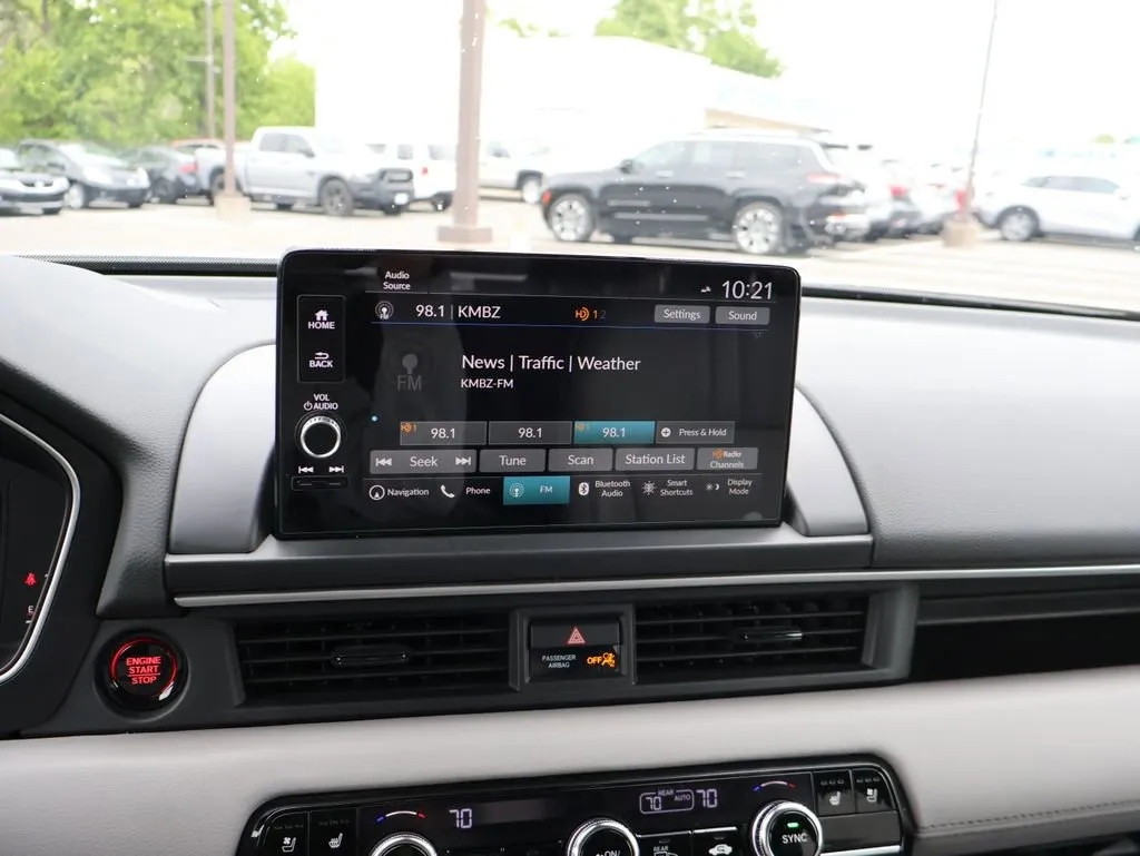 2025 Honda Pilot Elite - Photo 21