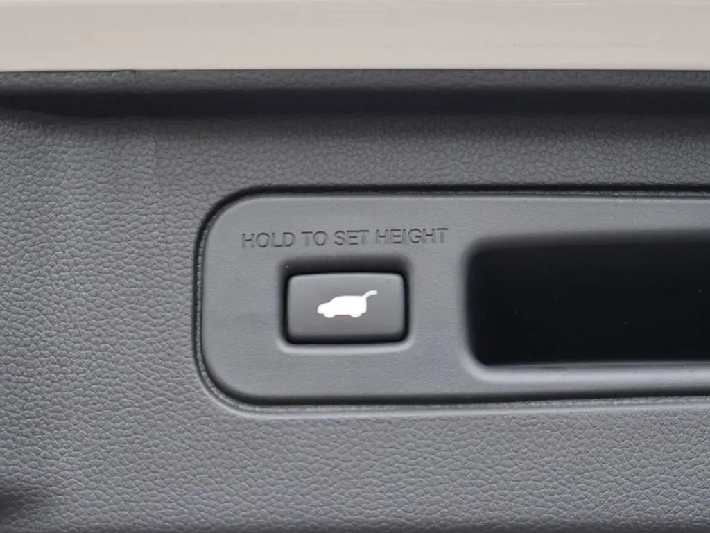 2025 Honda Pilot Elite - Photo 16