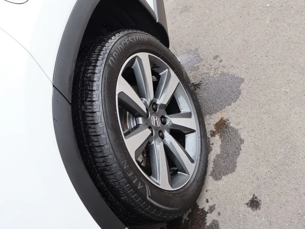 2025 Honda Pilot Elite - Photo 35