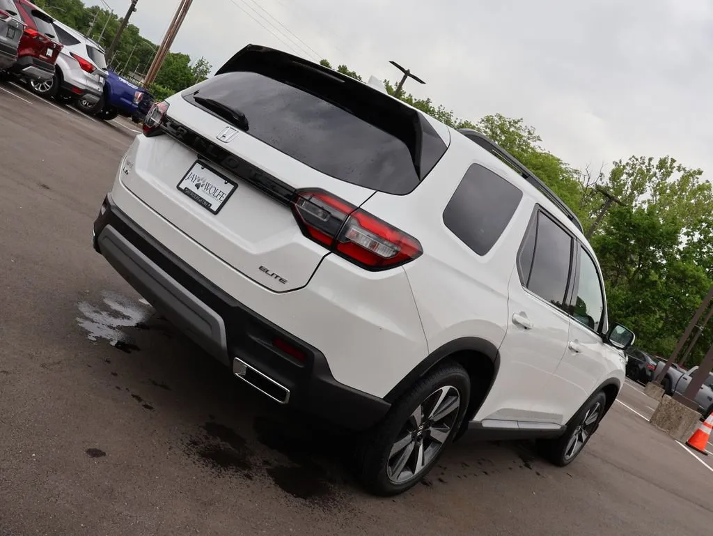 2025 Honda Pilot Elite - Photo 7