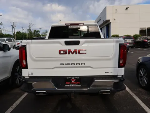 More photos of 2023 GMC Sierra 1500 SLT at Jay Wolfe Honda, MO
