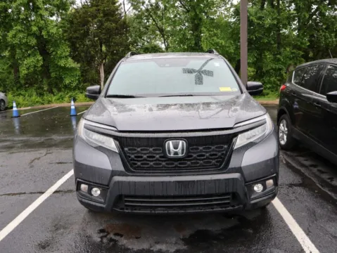 Photos of 2021 Honda Passport Elite for sale in Kansas City, MO at Jay Wolfe Honda