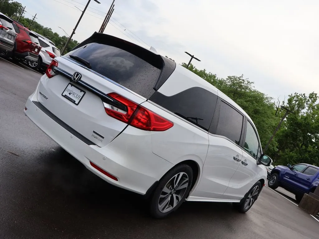 2024 Honda Odyssey Touring - Photo 7