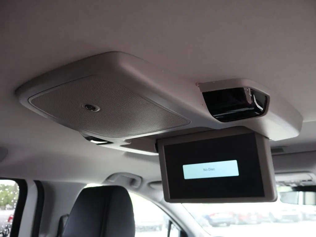2024 Honda Odyssey Touring - Photo 13