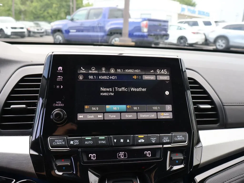 2024 Honda Odyssey Touring - Photo 22