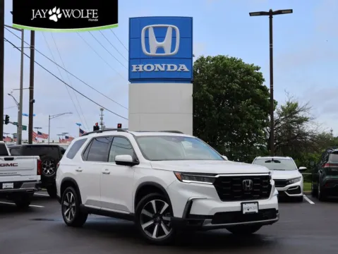 White 2023 Honda Pilot Touring for sale in Kansas City, MO