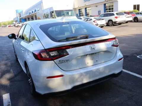 More photos of 2024 Honda Civic Hatchback EX-L at Jay Wolfe Honda, MO