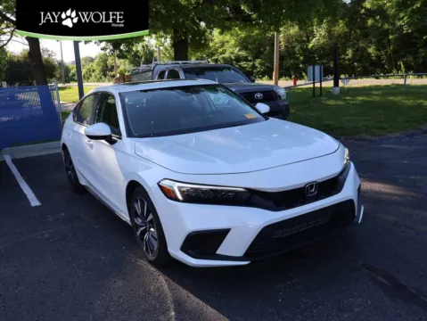 White 2024 Honda Civic Hatchback EX-L for sale in Kansas City, MO
