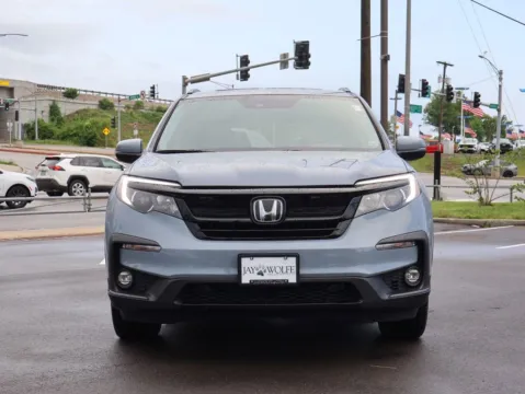 Photos of 2022 Honda Pilot Special Edition for sale in Kansas City, MO at Jay Wolfe Honda