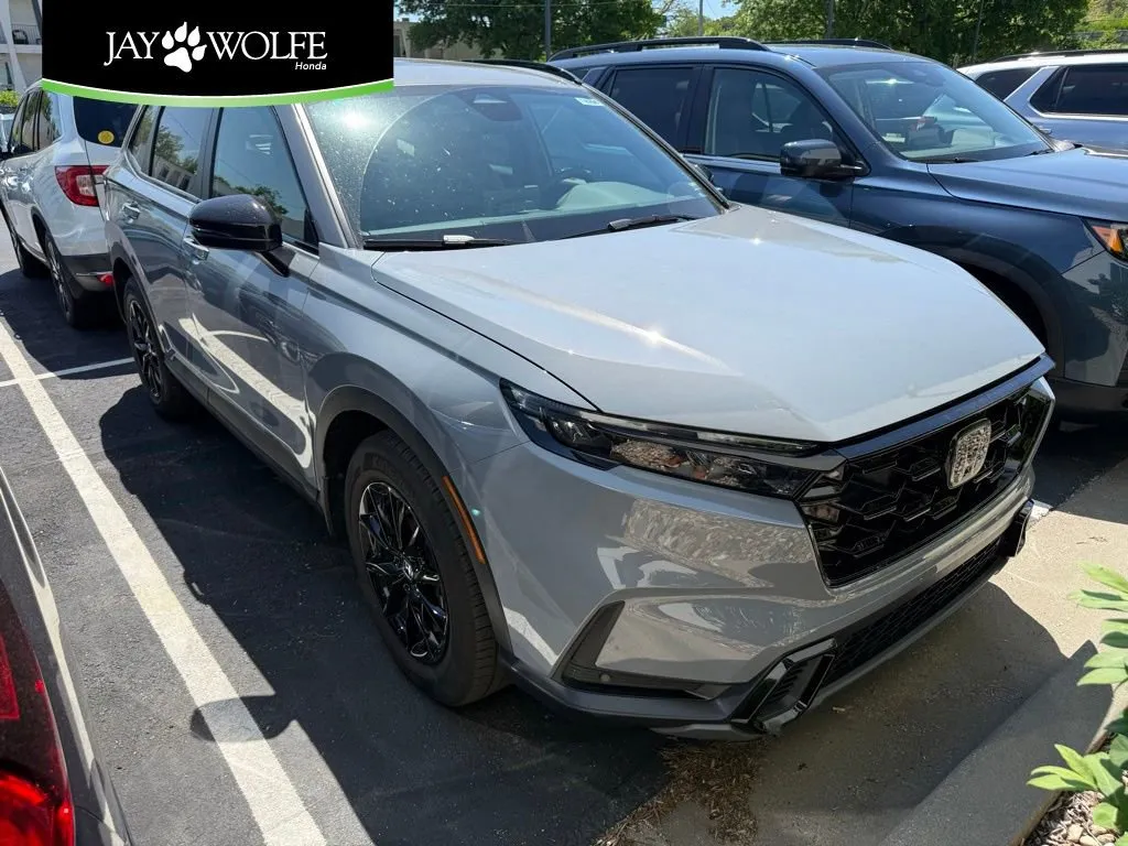 White 2026 Honda CR-V Hybrid Sport Touring for sale in Kansas City, MO