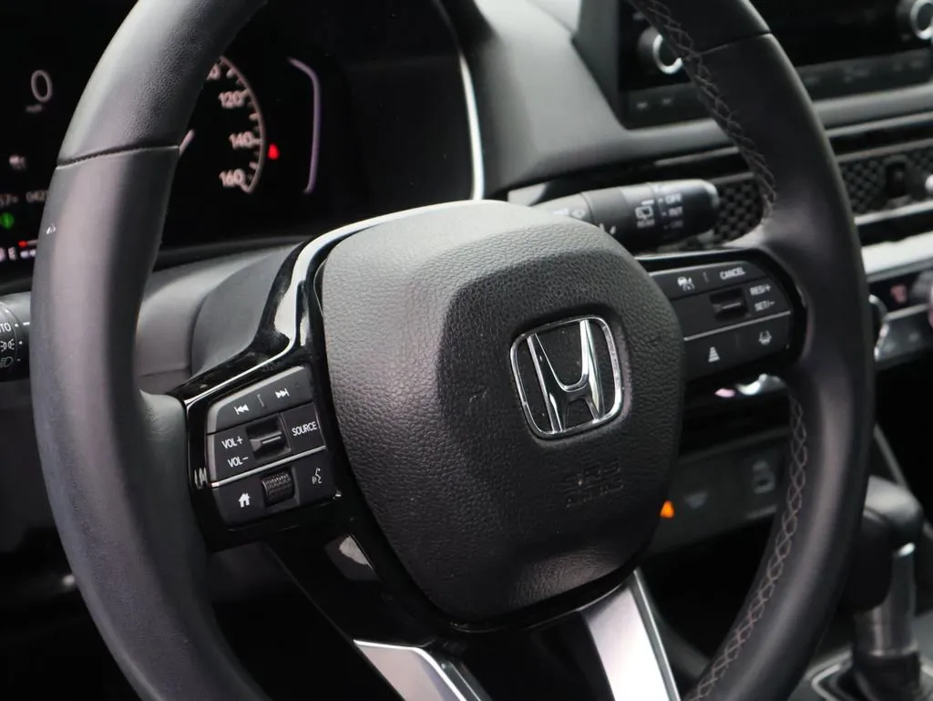 2024 Honda Civic Hatchback EX-L - Photo 17