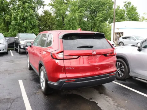 More photos of 2025 Honda CR-V EX-L at Jay Wolfe Honda, MO