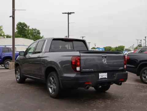 More photos of 2023 Honda Ridgeline RTL at Jay Wolfe Honda, MO