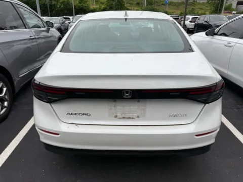More photos of 2023 Honda Accord Sedan EX at Jay Wolfe Honda, MO