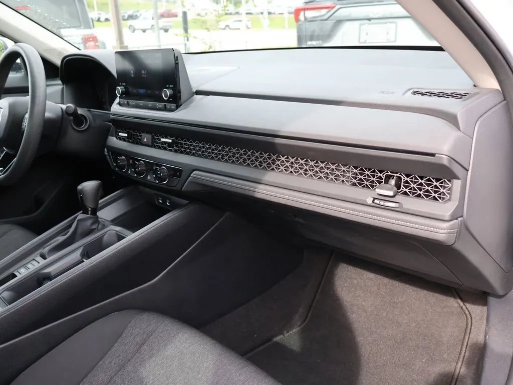 2023 Honda Accord EX - Photo 9