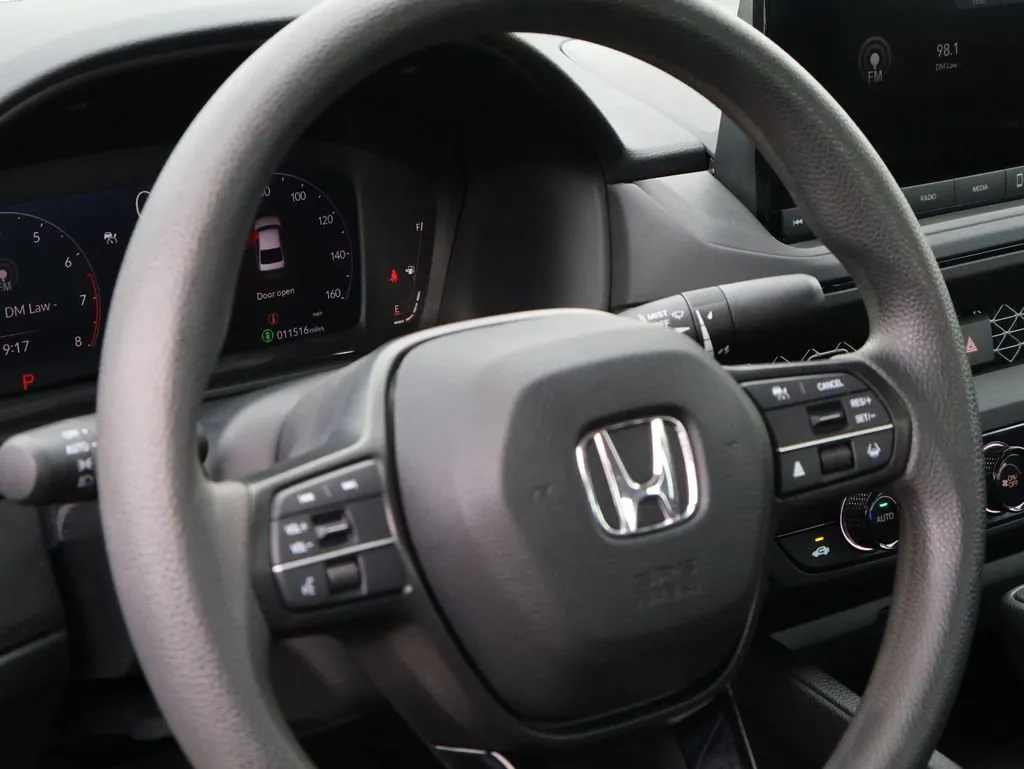 2023 Honda Accord EX - Photo 17