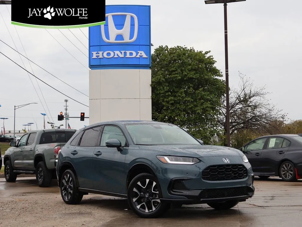 Green 2027 Honda HR-V EX-L for sale in Kansas City, MO
