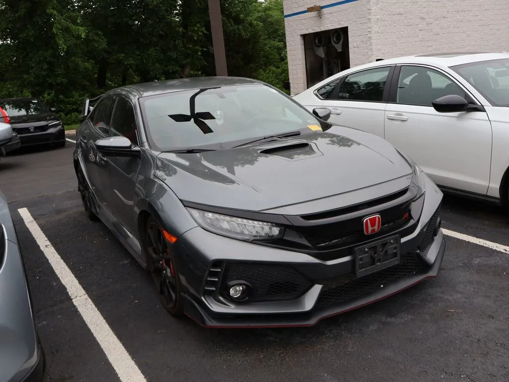 2019 Honda Civic Type-R Touring's photo