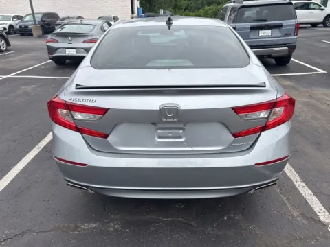 More photos of 2022 Honda Accord Sedan Sport at Jay Wolfe Honda, MO